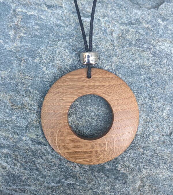 oak-pendant