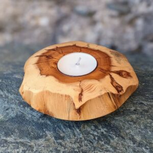 yew-tealight